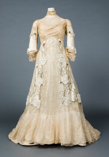 Вечернее платье, 1900-е, из коллекции FIDM (Fashion Institute of Design & Merchandising), Лос-Анджелес  
