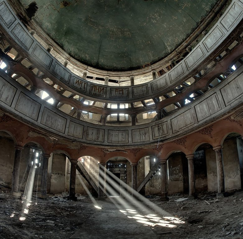 Заброшенная Польская молебница