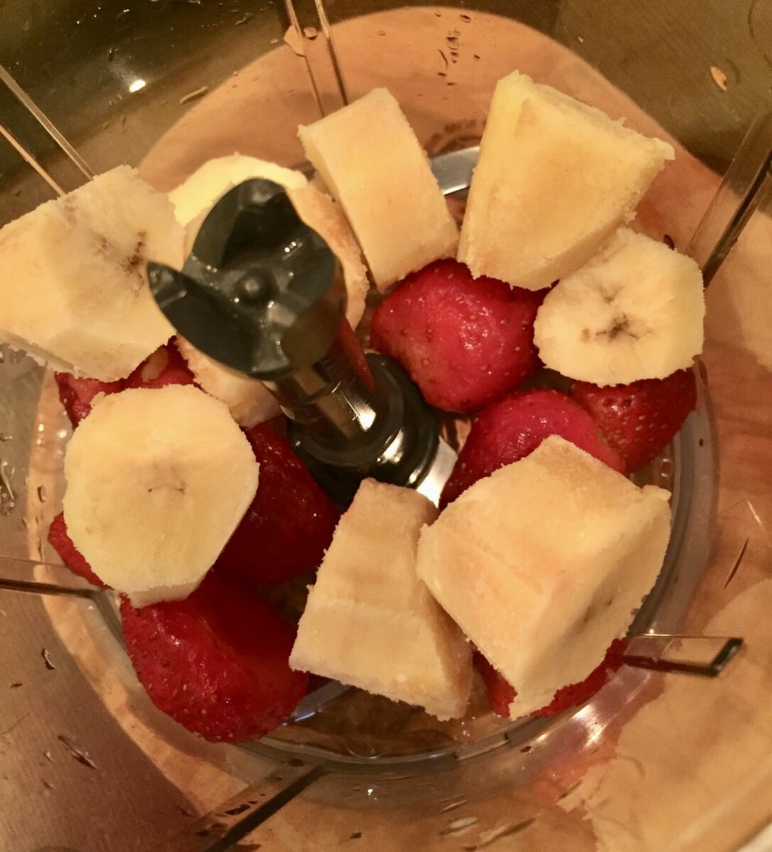 Добавляем банан