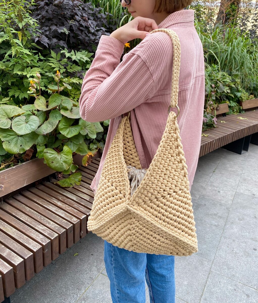 Сумка " Треугольно"