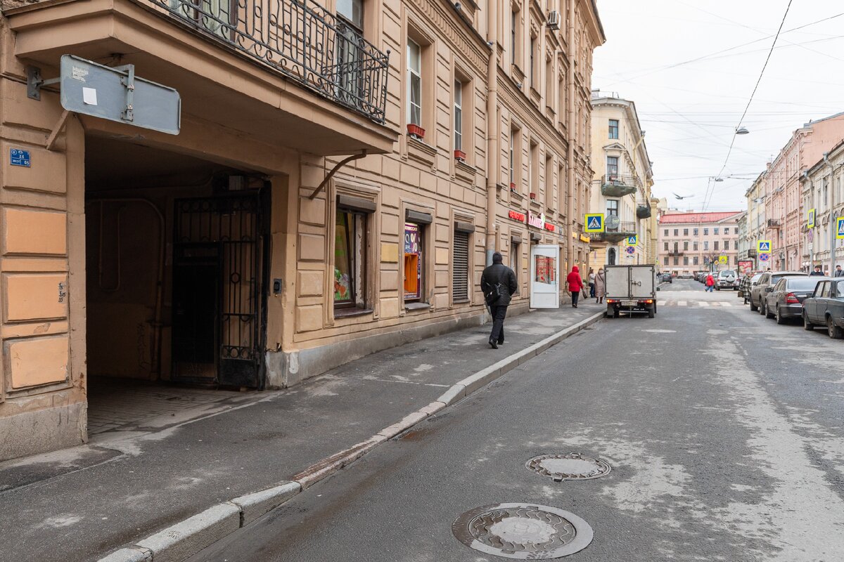 Окна на дом Раскольникова: квартира в старом фонде в центре Петербурга |  Роман Мельников | Риэлтор СПб | Недвижимость, вторичка, новостройки | Дзен