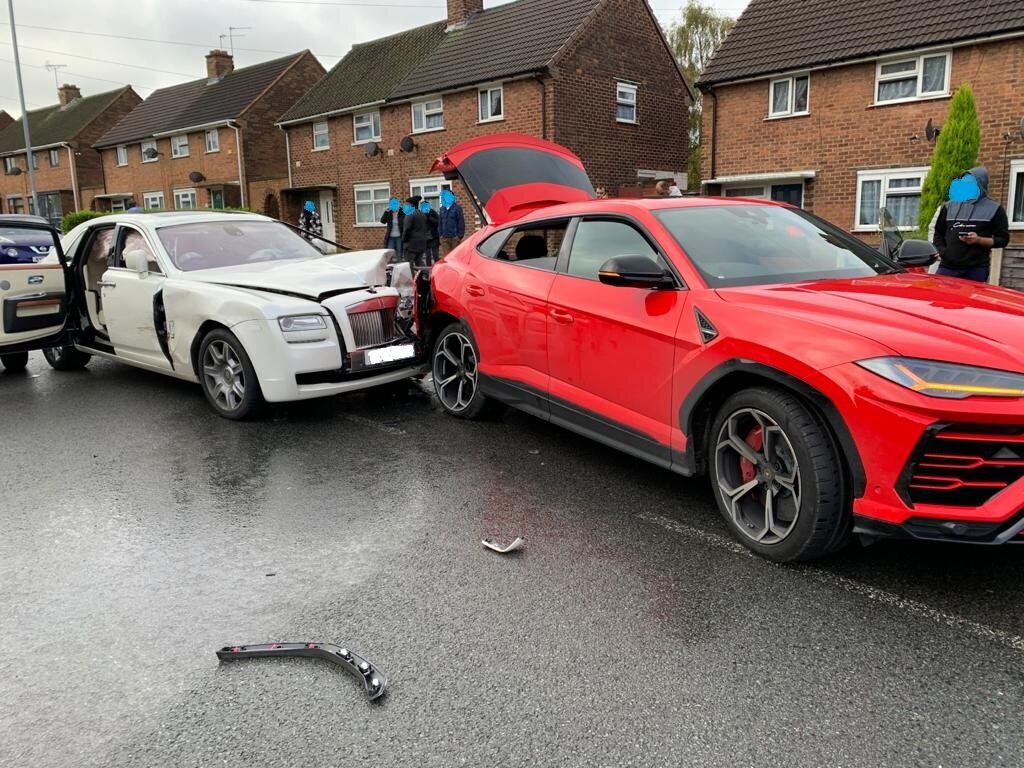 Lamborghini Urus crash