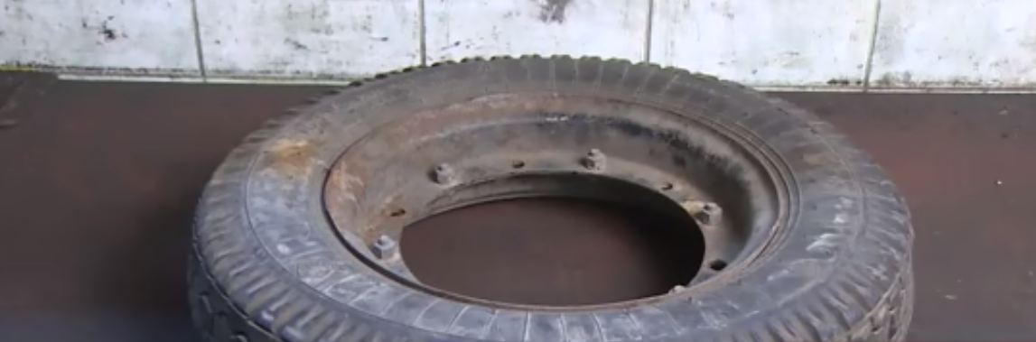 Очень простая в изготовлении самодельная лебедка (без мотора), поможет выехать самостоятельно из любой грязи