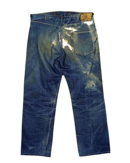 В 1863 году предприятие Levi Strauss было переименовано в Levi Strauss & Co.