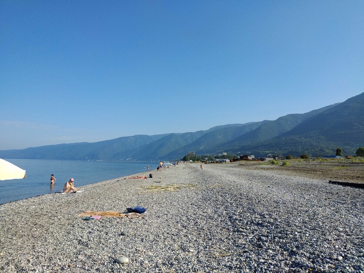 Свободные пляжи тоже не маловажный факт.