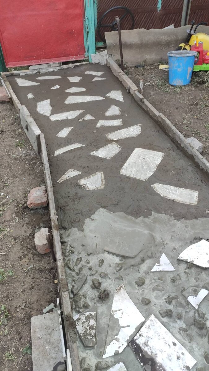 БОльшую часть работы сделала сестра, я лишь помогала