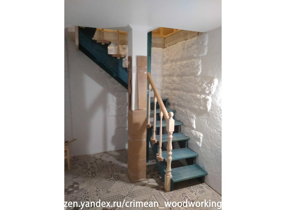 Лестница из бука, без подступенков. Масло для лестниц Maz-slo.