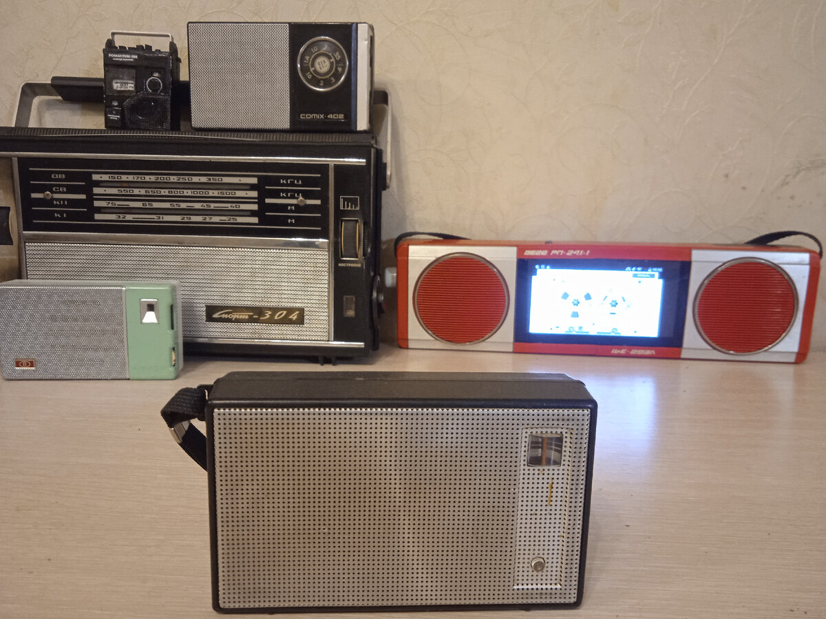 Хитрый "Юнга" СССР со светодиодом без электричества | Полезные ...