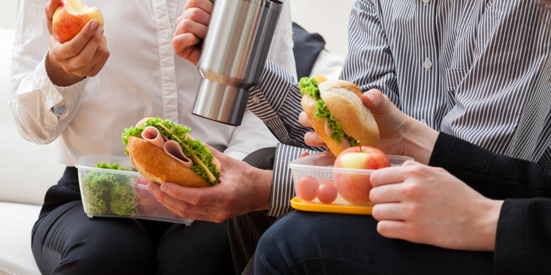 Вредные привычки: как понять, что я переедаю