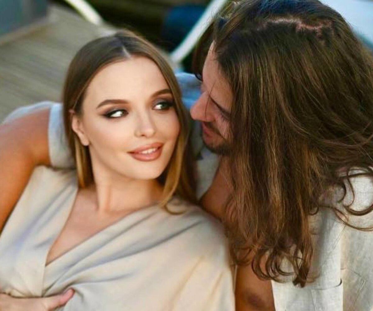     «Невозможно без слез!»: Марина Орлова родила дочь и сына в США. Видео из клиники