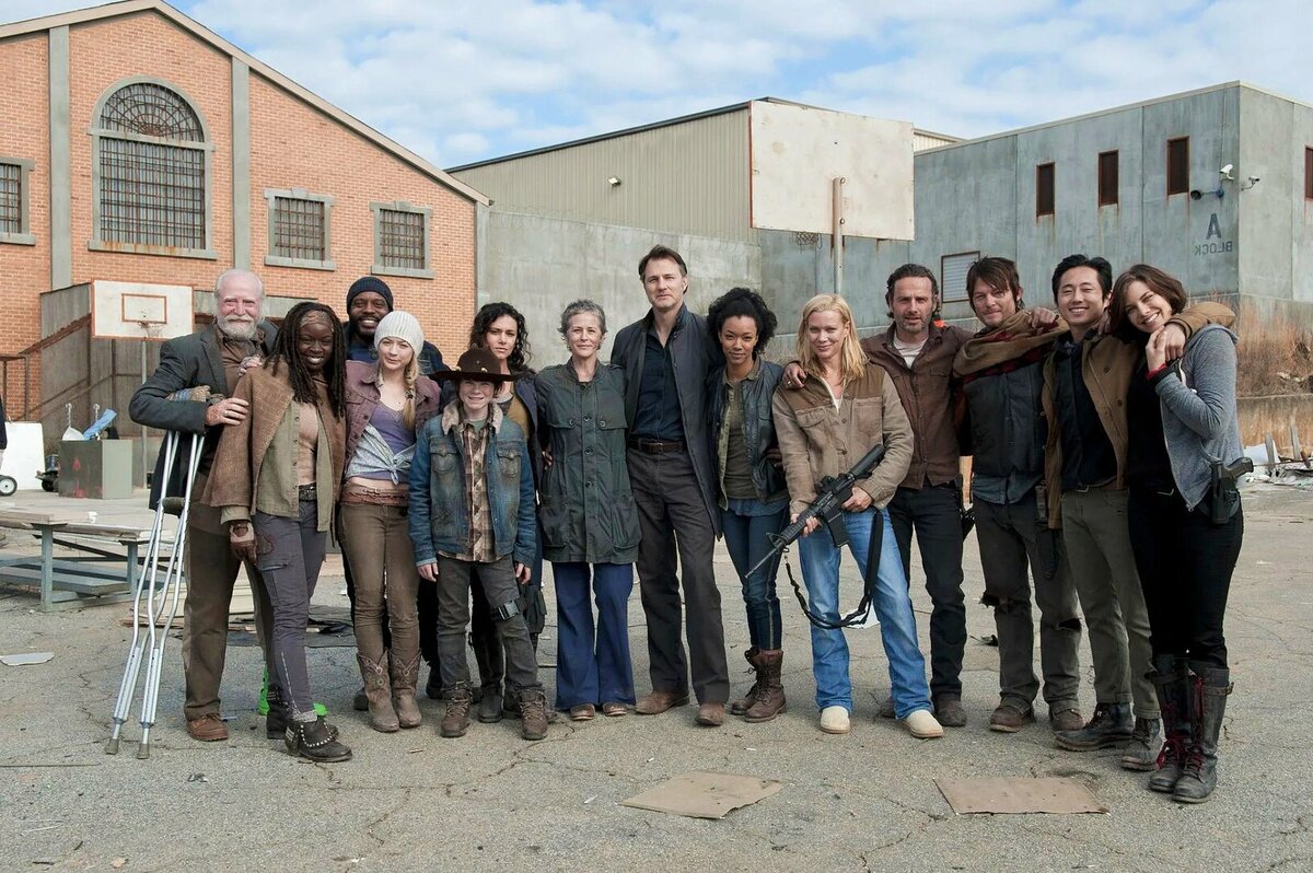 Ходячие мертвецы (2010)