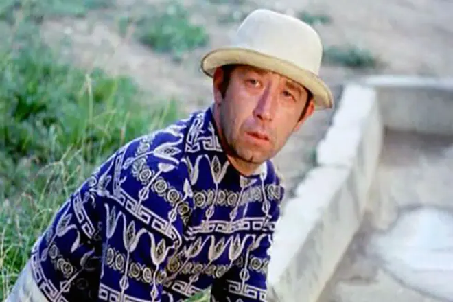 Борислав Брондуков настолько вжился в роль Федула в х/ф "Афоня", что даже швейцар не хотел пускать актёра в гостиницу, а местные пьющие граждане приняли его за своего