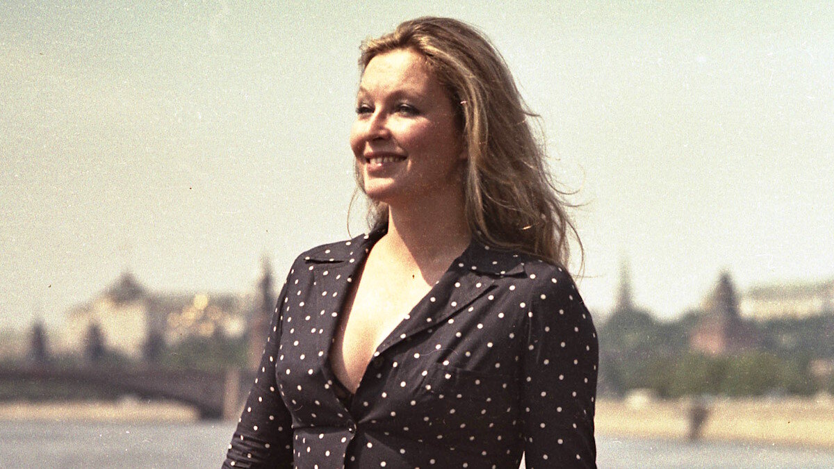    Марина Влади