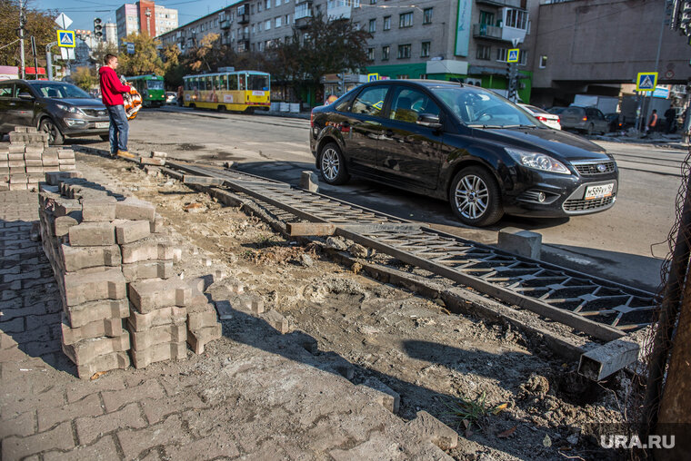    В Минтрансе рассказали, зачем Екатеринбургу дорожные заборы