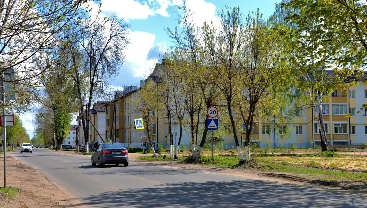 Новые дома на улице Ленина. Фото В.Гребнева