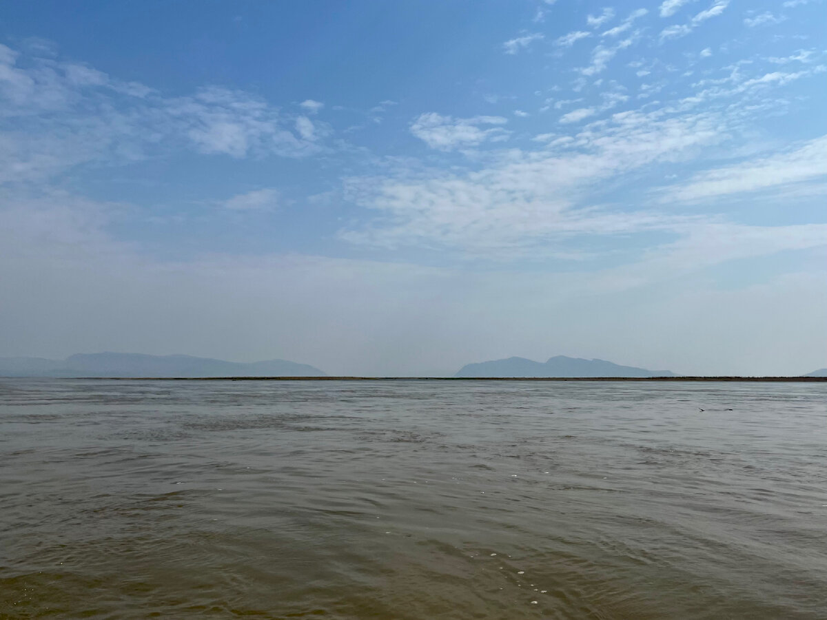 Красноярское море и часть Енисейских ворот: Тепсей и Оглахты