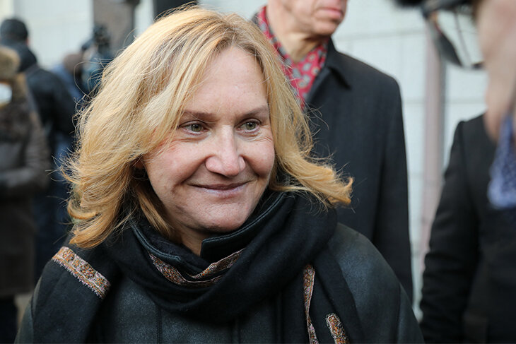 Елена Батурина.