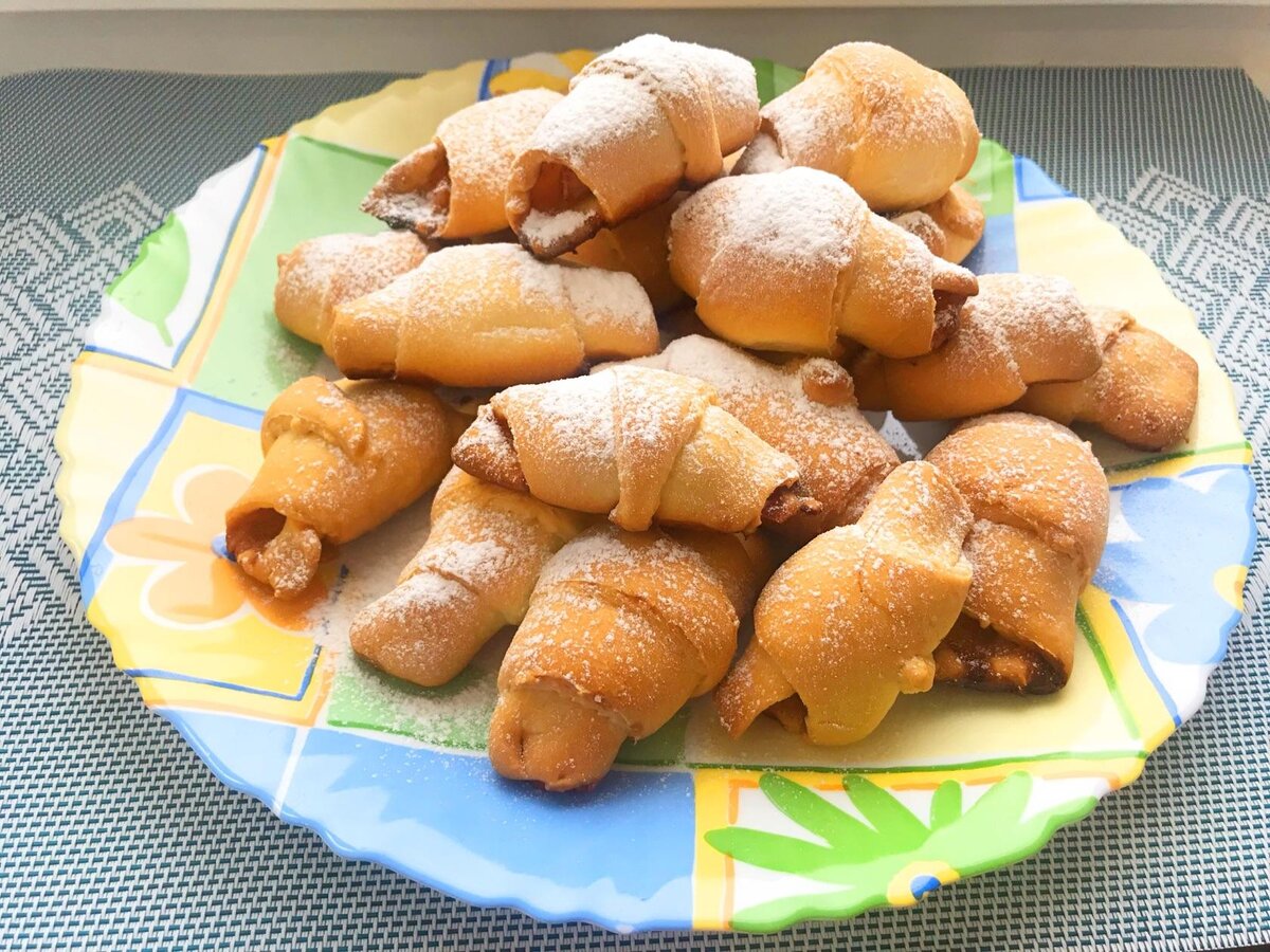 Рогалики с яблочным джемом