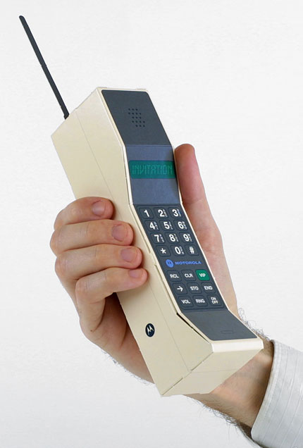 Motorola DYNATAC 8000х. Motorola DYNATAC 8000x 1973. Первый сотовый телефон Моторола DYNATAC. Motorola DYNATAC 1973.