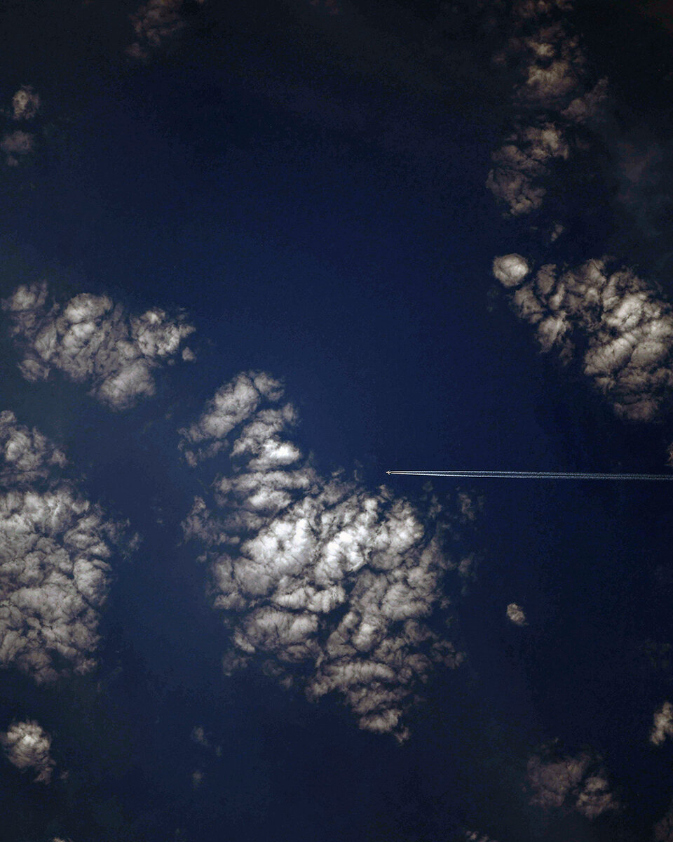    Роскосмос ответил на часто задаваемый вопрос «Почему на большинстве снимков, сделанных с Международной космической станции, не видно самолетов?».