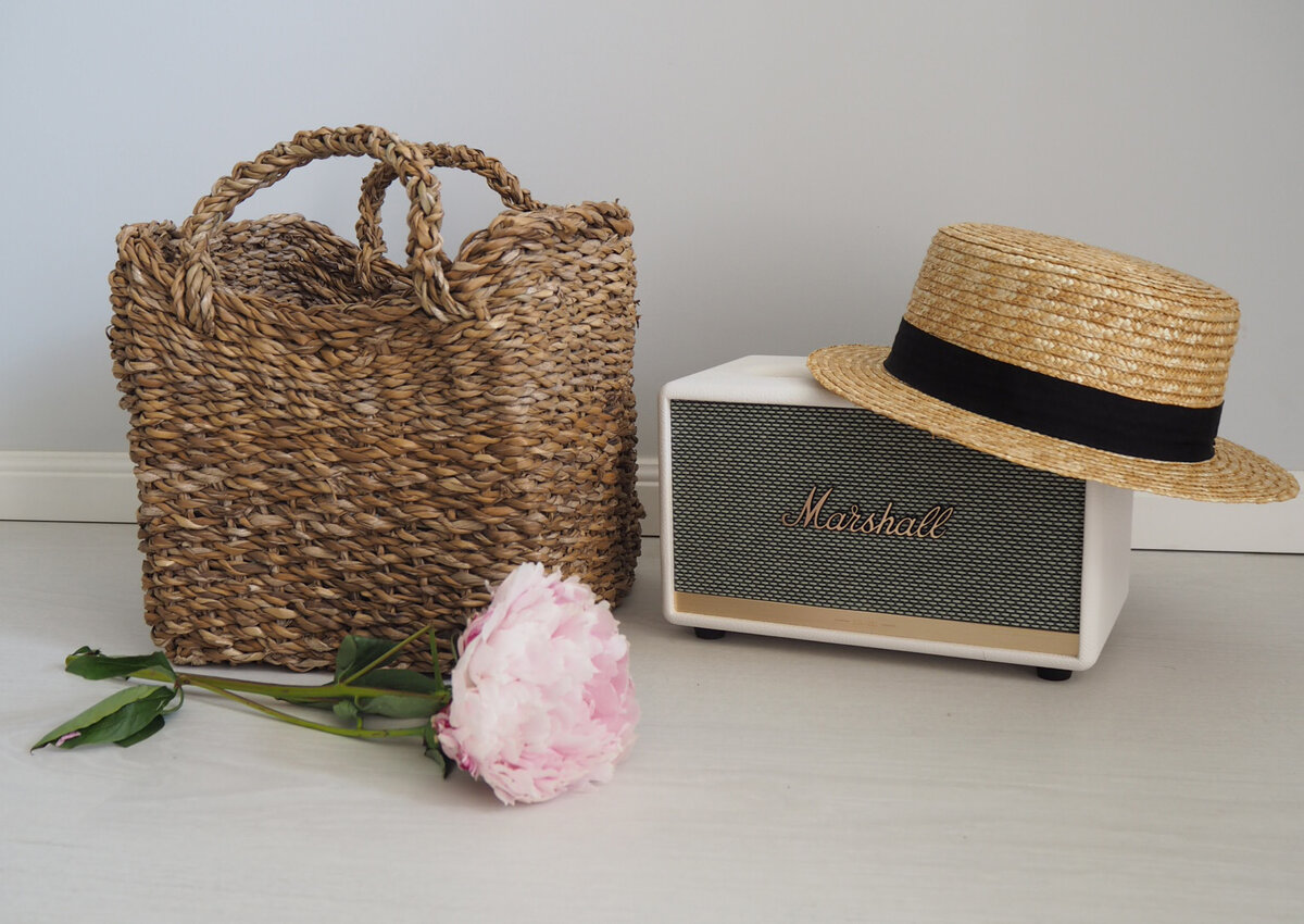 Фото: Сияние блог; Marshall Acton II white, белая 