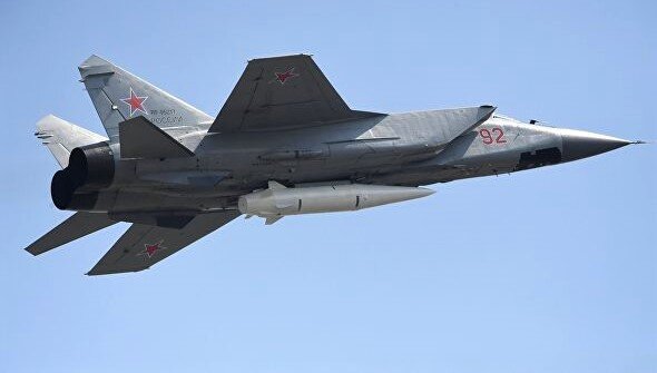 Новая российская аэробаллистическая ракета комплекса "Кинжал"