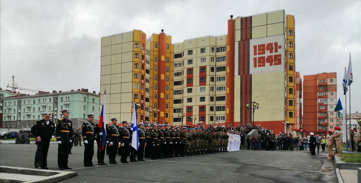 В парадном строю. 