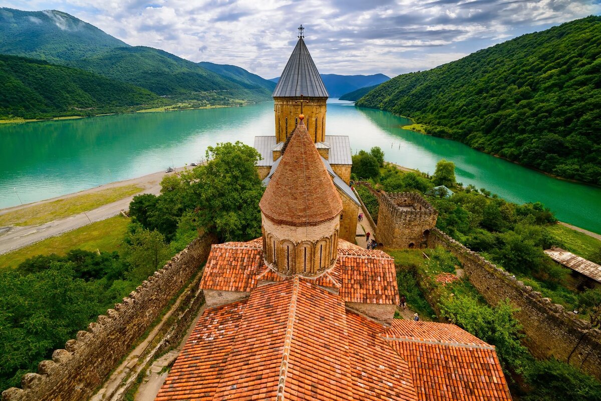 Фото из открытых источников