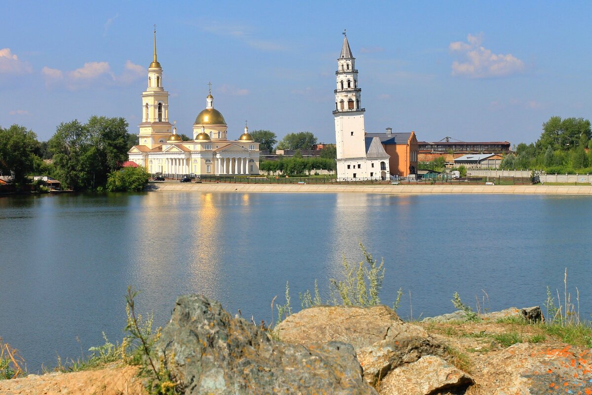 Невьянский завод в наши дни. Когда-то здесь началась уральская история рода Зотовых
