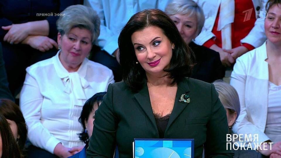 Типо умная и патриот страны 
