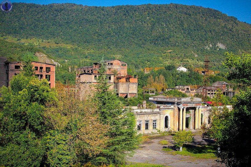 Заброшенный посёлок-призрак Акармара в Абхазии