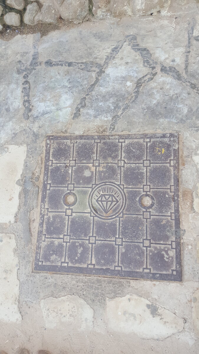 Интересно клад там?