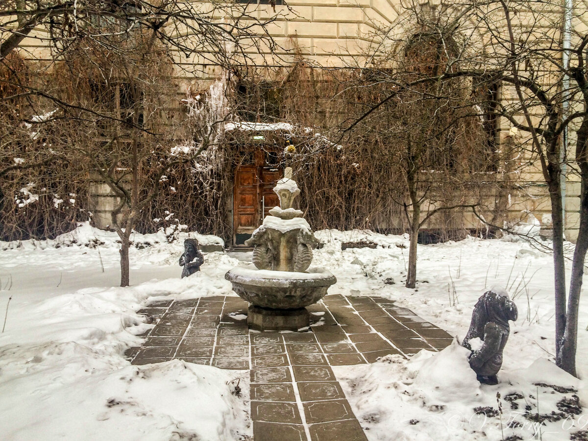 дом тарасова в москве