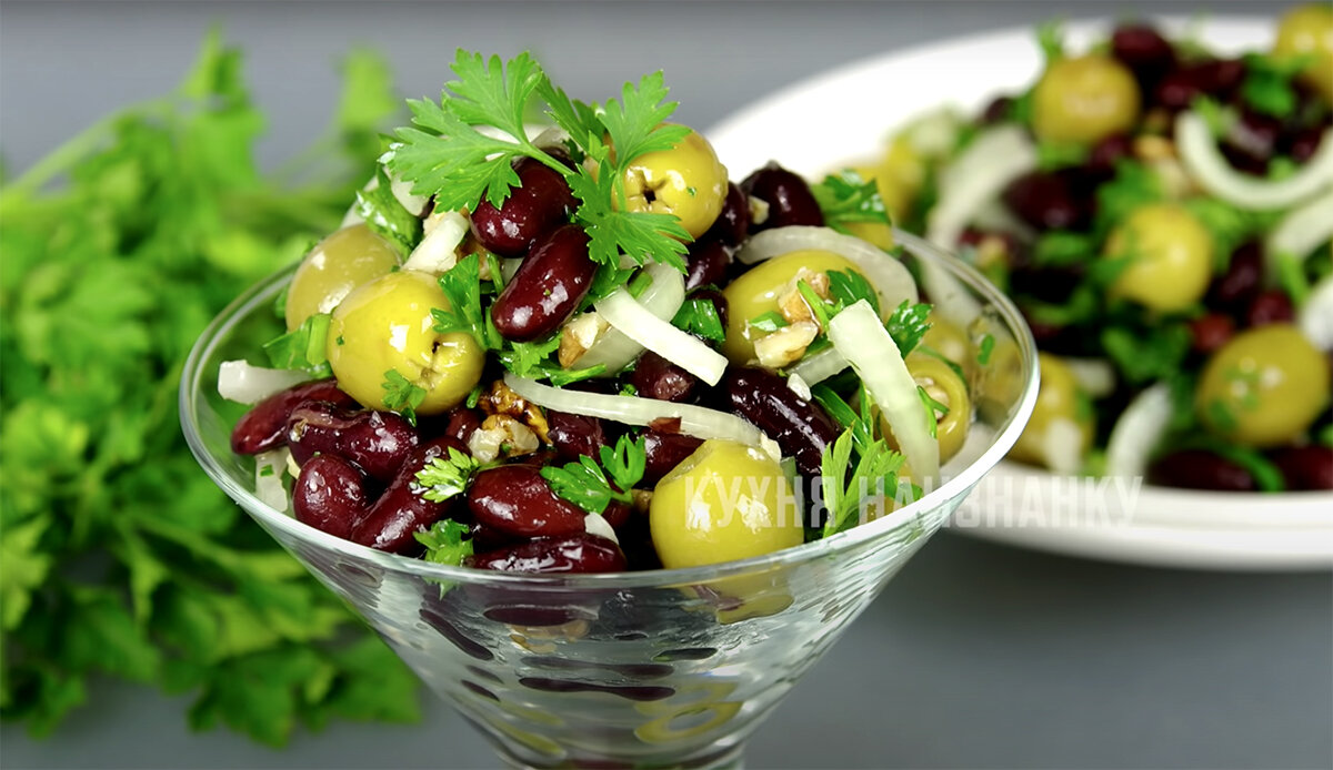 Рецепт вкусного салата без майонеза. Салаты без майонеза на праздничный стол. Постные салаты на праздничный стол. Салат две баночки. Постные салаты без майонеза.