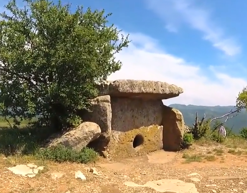 Дольмены в Геленджике 
