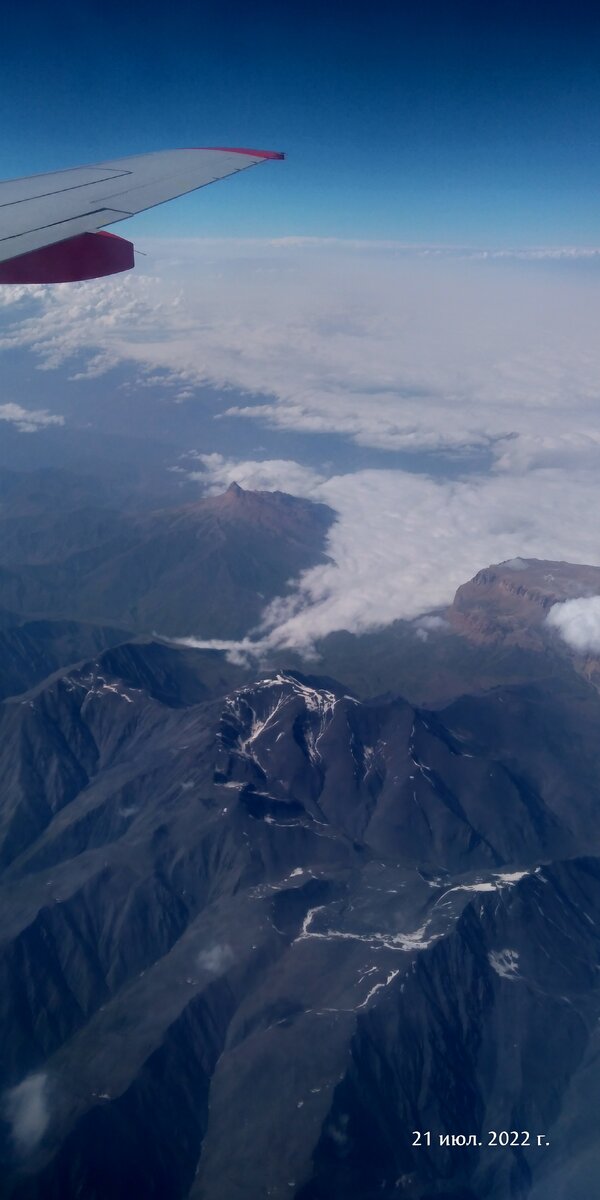 Кавказские горы из самолёта 
