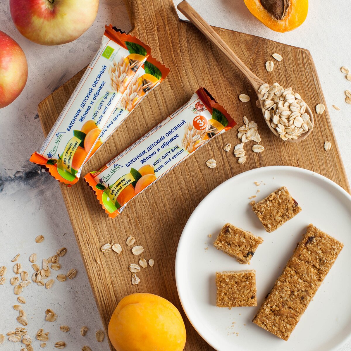 Овсяный батончик Яблоко и Абрикос - без добавленного сахара, с цельными овсяными хлопьями
