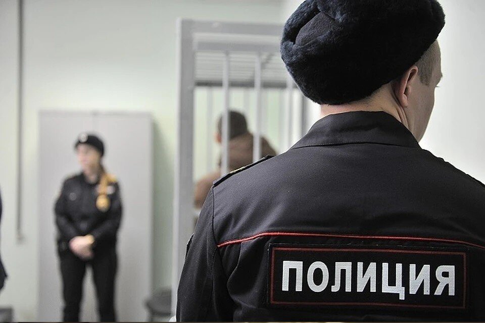     В Москве мужчина и женщина обманули курьеров на 30 тыс. рублей Алексей БУЛАТОВ