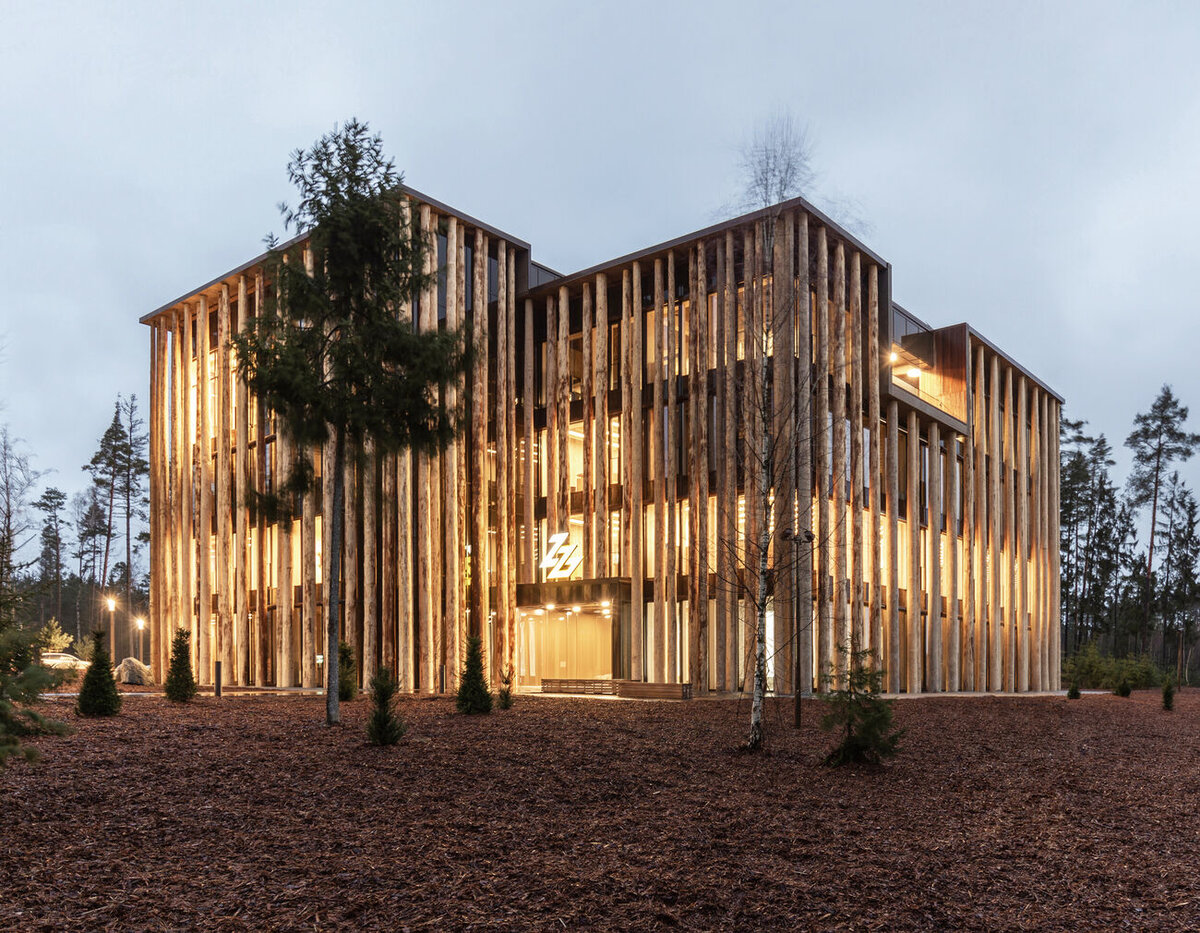 Источник изображения - https://projekt.dam-preis.de/application/filebrowser/dam/project/6bc24fc1ab650b25b4114e93a98f1e/images/preview/01_Sgewerk_Ziegler_mju-0733-bear-2_print.jpg