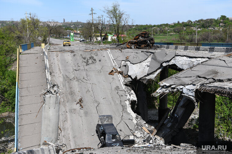    Украинские военные взорвали почти все мосты в направлении Мозыря и Гомеля, заявил Лаппо