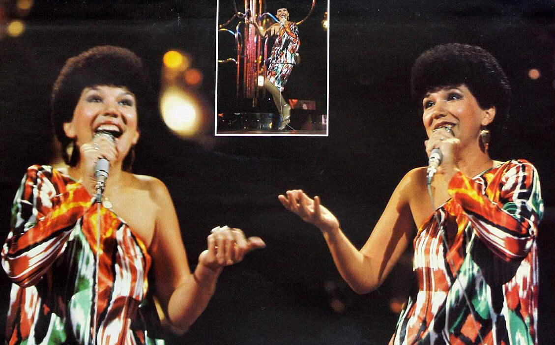 Запись исполнения «Киз Болы» в Дрездене не сохранилась. Но как она прозвучала там, можно представить по выступлению Натальи в Ташкенте на джазовом фестивале "Золотая осень" 2006 вместе с оркестром «Биг Бэнд имени Батыра Закирова». Художественный руководитель - Мансур Ташматов. Дирижер - Евгений Живаев.