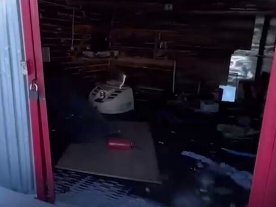     Горнолыжную базу на Амуте растаскивают маргиналы. Фото: социальные сети