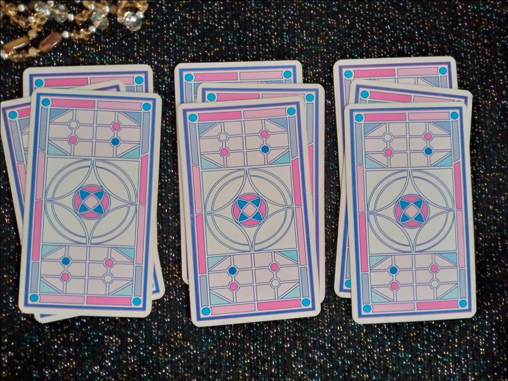 Слева направо - первый, второй, третий.