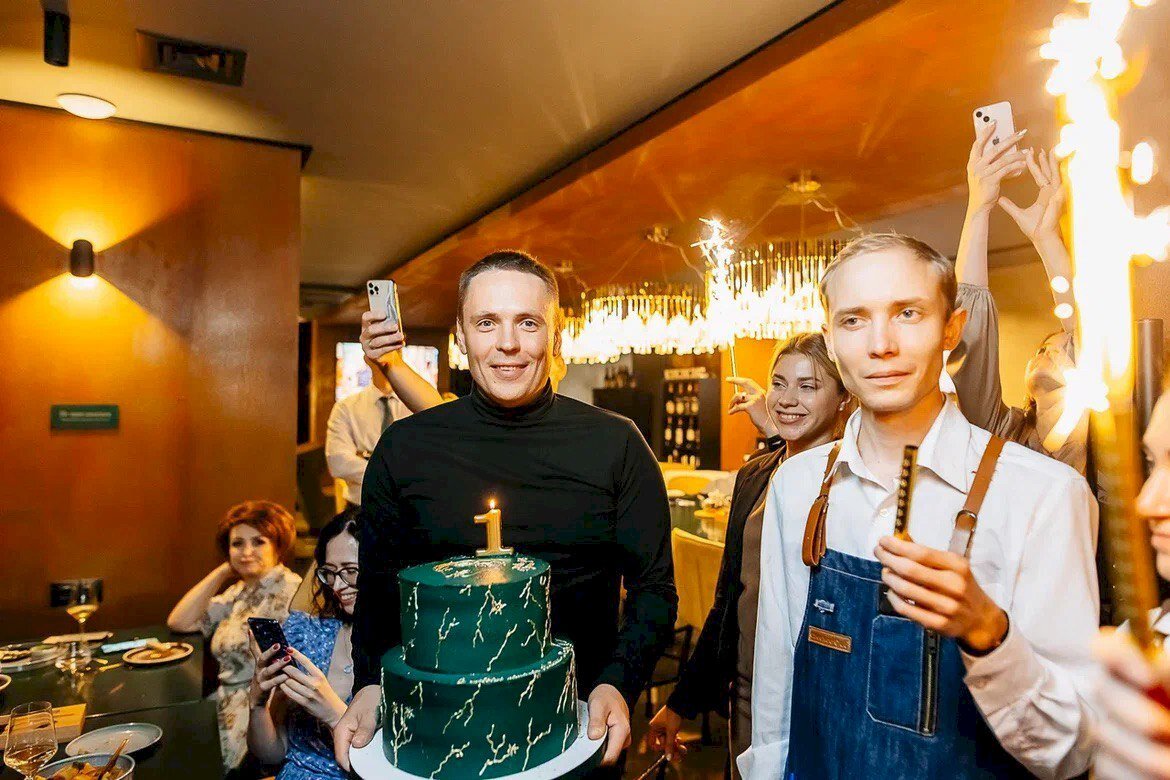 новая высота барнаул ресторан. живые души ресторан. ресторан барнаул, барнаул. гости ресторана живые фото. живые души барнаул.