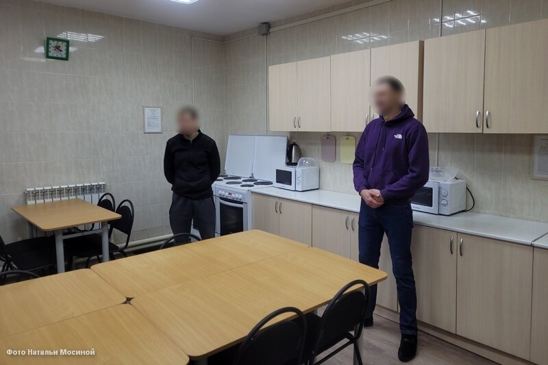 Труд осужденных. Раскройщик швейного производства. Исправительный центр. Фсин беседа с осужденными. Тюрьма рф ик2 в курганской области.