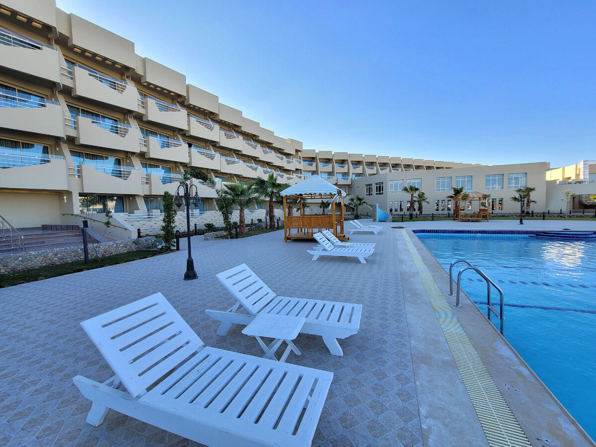 Mondo abu soma. Отель Aqua mondo Abu Soma Resort. Aqua mondo Хургада 5. Амарина Абу сома отель Хургада. Kairaba Aqua mondo Resort 5 Египет.