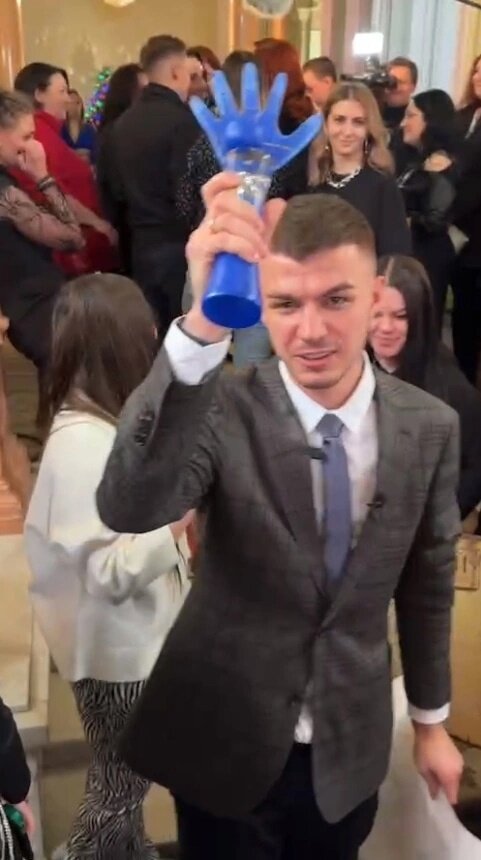    Влад Череватый