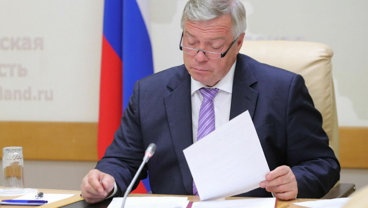     В Ростовской области газета «Наше время» находится под угрозой закрытия, сообщила главред издания Вера Южанская в интервью создателю научно-просветительского проекта «НаукаPRO» Евгению Миронову.