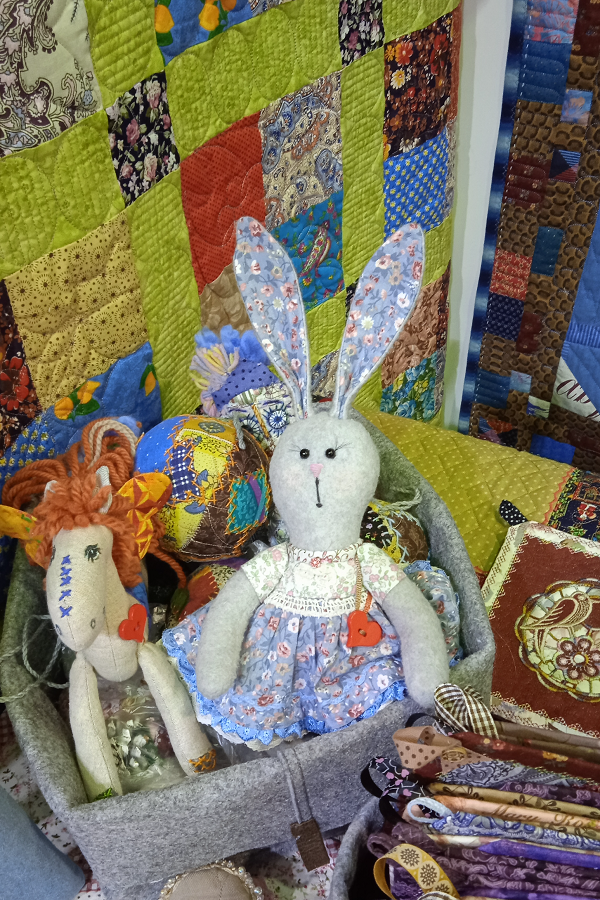 Выставка-ярмарка народных художественных промыслов России «Ладья. Зимняя сказка - 2022». Фото автора