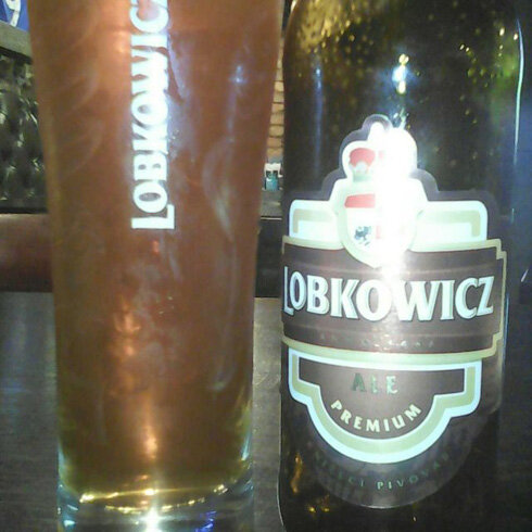 Lobkowicz Ale в фирменном стакане. Фото автора